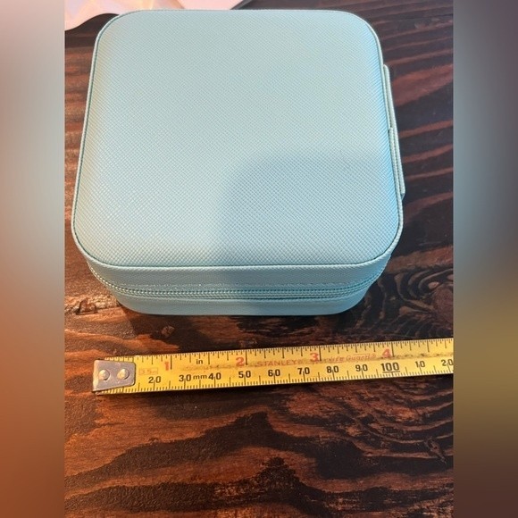 Light Blue Travel Jewelry Box Zip Around Closure New in Package - Picture 2 of 5